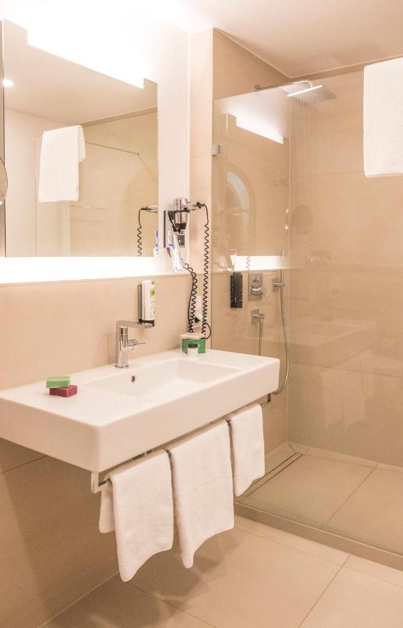 Hotel Elfbuchen คาสเซล ภายนอก รูปภาพ